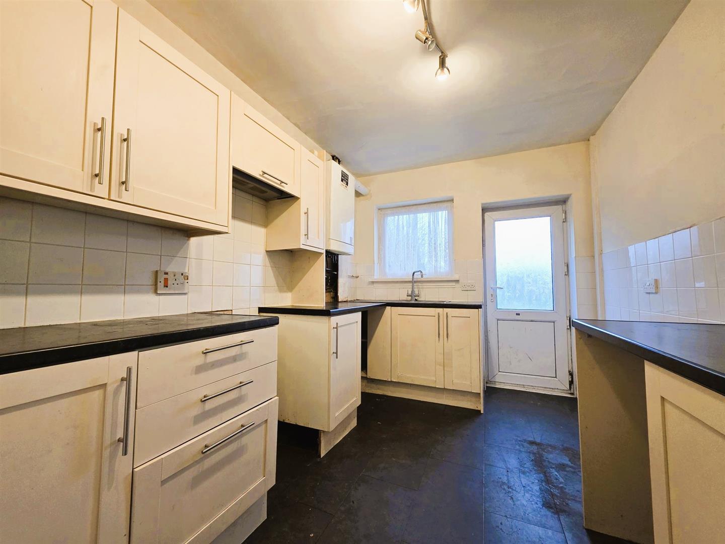 Afon Road, Llangennech, Llanelli, SA14 8TS